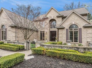 39824 Woodside Dr N #44, Northville, MI 48168