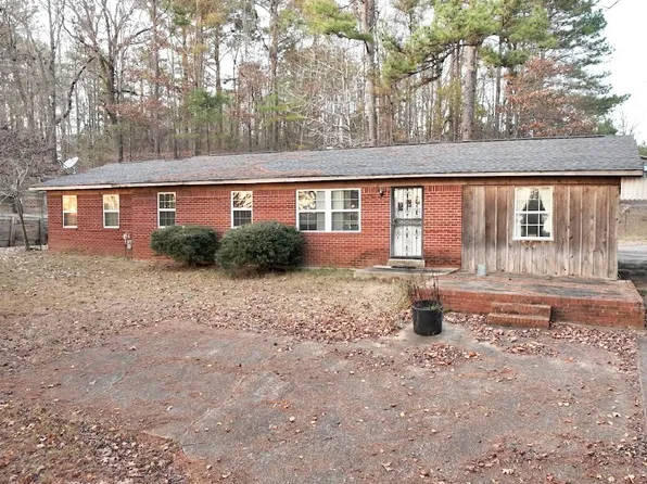 29 Highway 178 E, Potts Camp, MS 38659