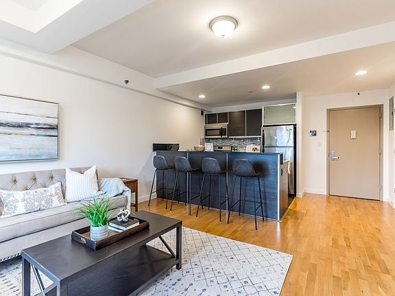 5th image of 143-20 Hoover Ave #506