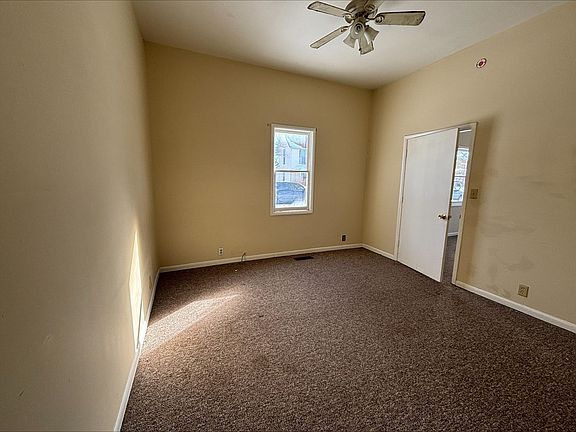 5th image of 1019 N Harrison St