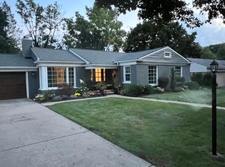 2325 W Maple Rd, Birmingham, MI 48009