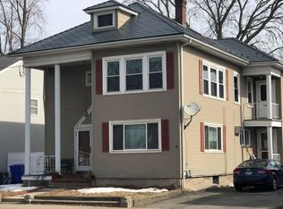 561 Newport Ave FLOOR 2, Pawtucket, RI 02861