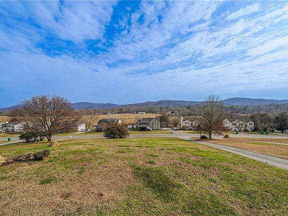 2nd image of 23 Moriah Way NE