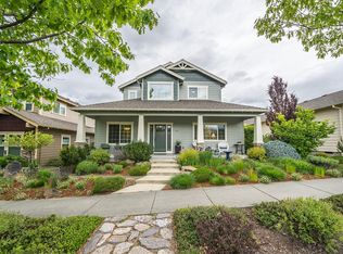355 Fair Oaks Ave, Ashland, OR 97520