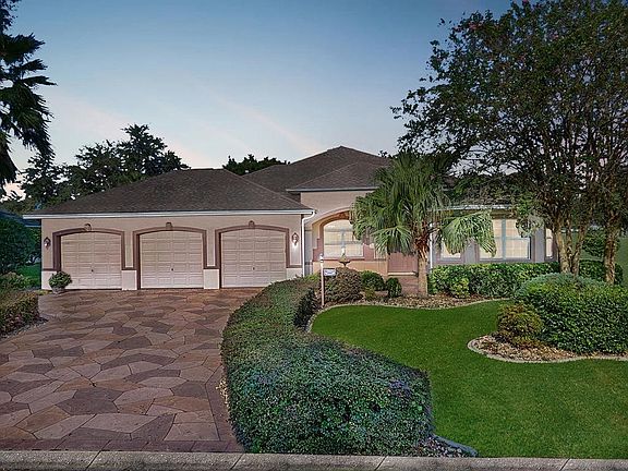 3rd image of 17657 SE 88th Covington Cir