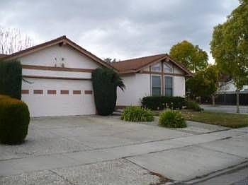 2nd image of 4721 Corrales Dr