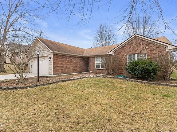 2nd image of 910 N Buck Creek Rd