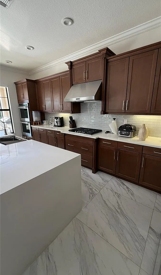Bruschi Property — Photo 2