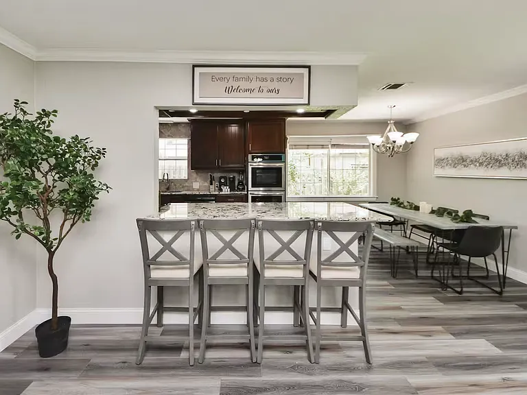 611 Sycamore Dr — Photo 5