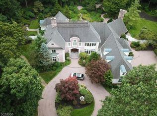 4 Buckingham Ct, Morristown, NJ 07960