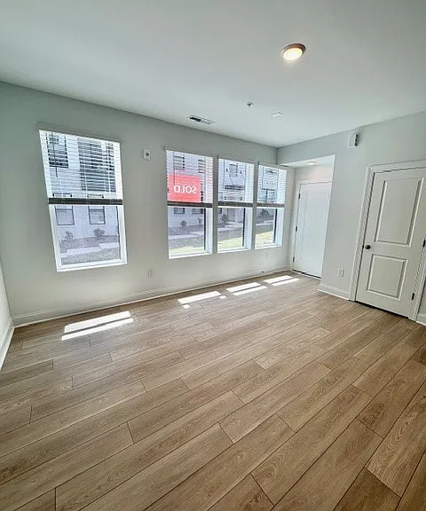 106 Parks Edge Way #100 — Photo 2