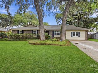 110 Dove Ln, Savannah, GA 31406