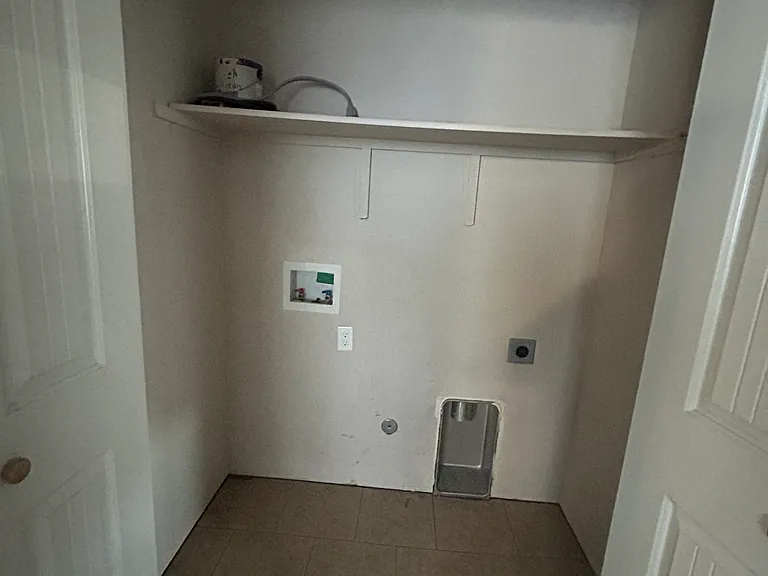 309 10th Ave N #311 — Photo 3