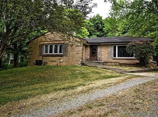 302 Steubenville Pike, Burgettstown, PA 15021