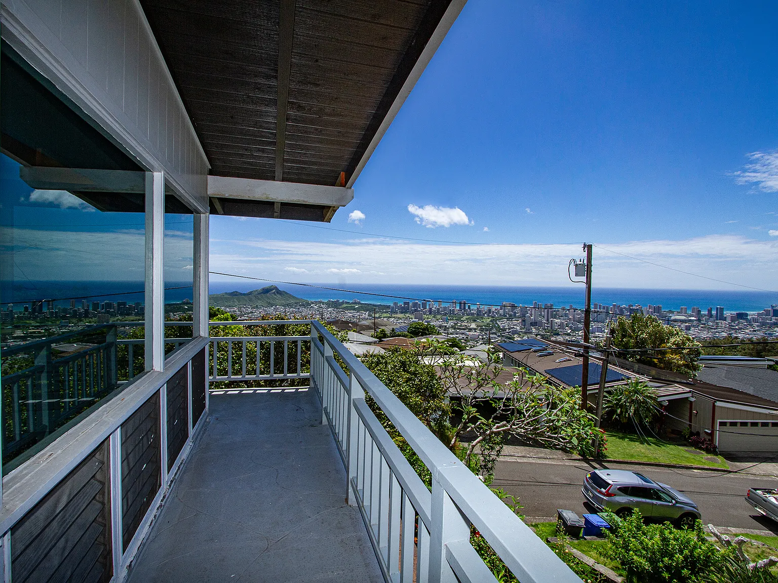 4 bed, 2.5 bath, 2720 sqft, $5,000 — Photo 4
