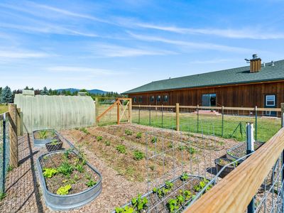 64 Heights Loop, Bonners Ferry, ID, 83805