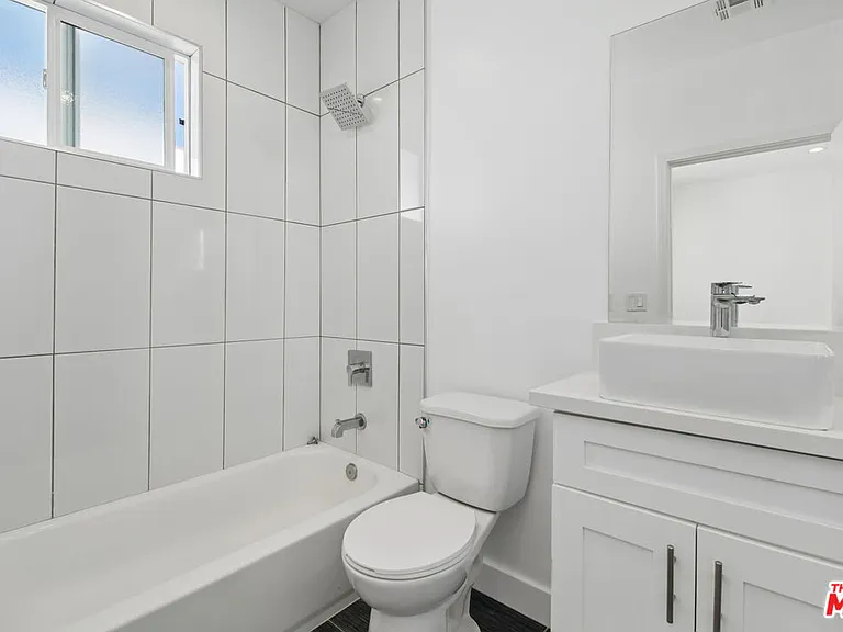 6334 1/2 Beck Ave — Photo 17