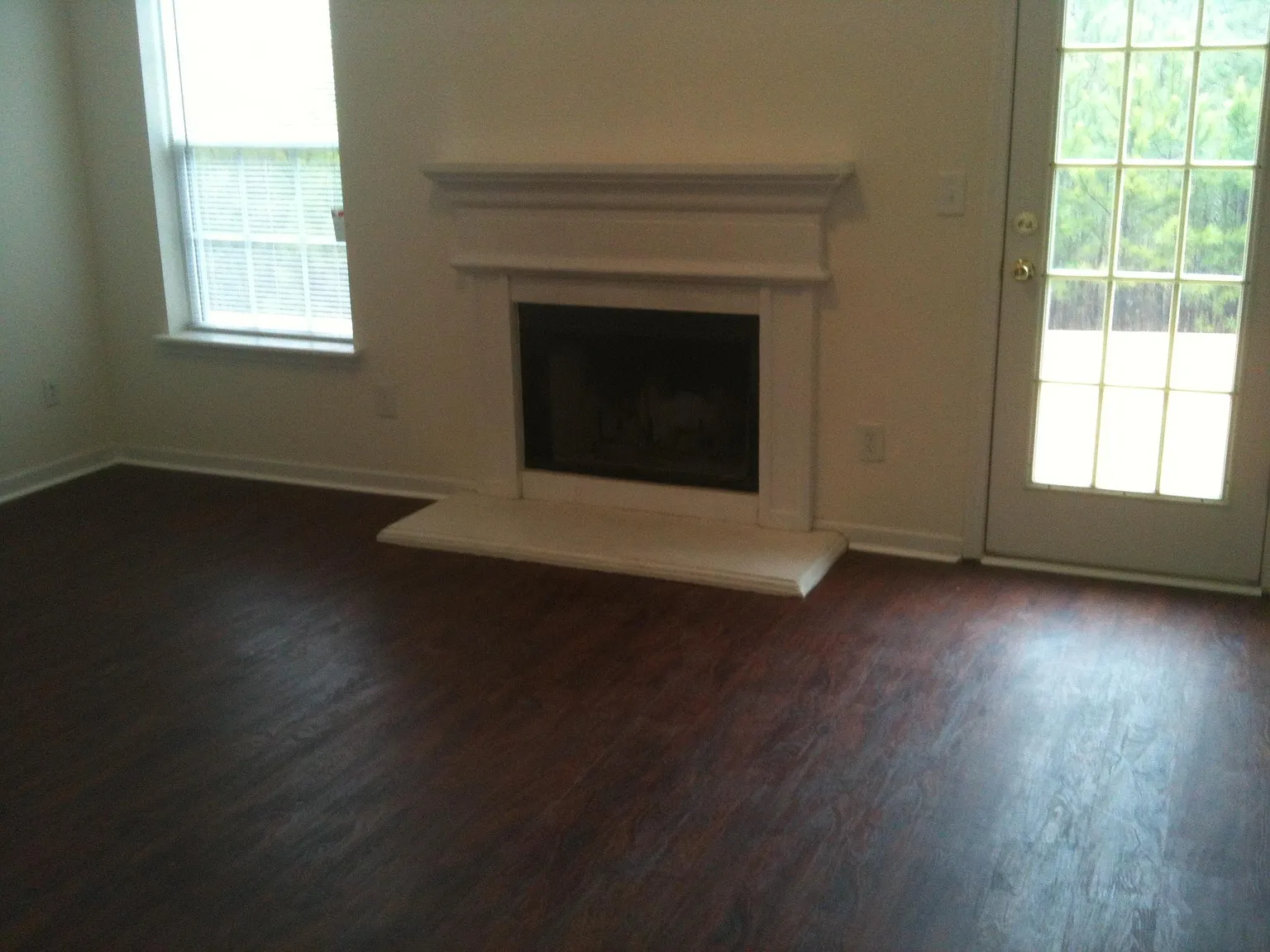 3 bed, 1600 sqft, $1,950 — Photo 4