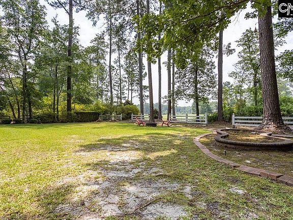 4th image of 305 Redbay Rd