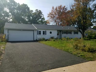 65 Greenfield Drive, Windsor Locks, CT, 06096