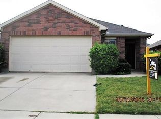 5921 Kristen Dr, Fort Worth, TX 76131