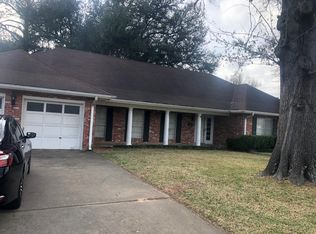 206 Tanglewood Dr, Alexandria, LA 71303
