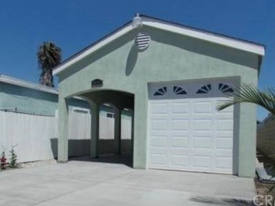 8630 S Fir Ave, Los Angeles, CA, 90002