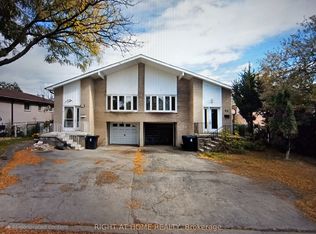 55 Littleleaf Dr, Toronto, ON M1B1Y7