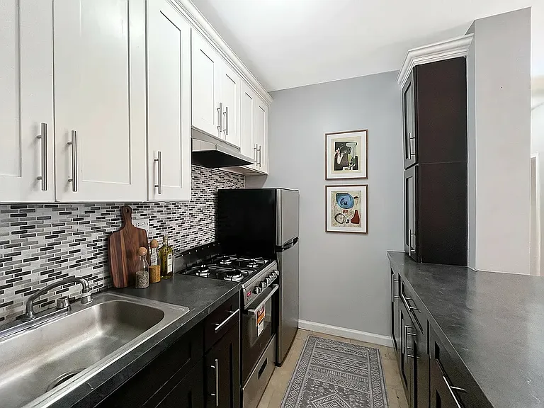 707 Saint Nicholas Ave — Photo 3