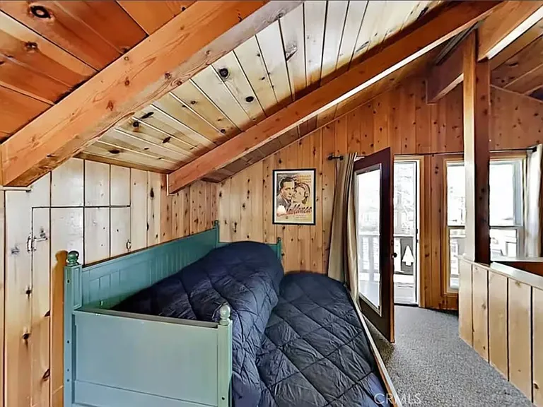 637 Saint Moritz Dr — Photo 13