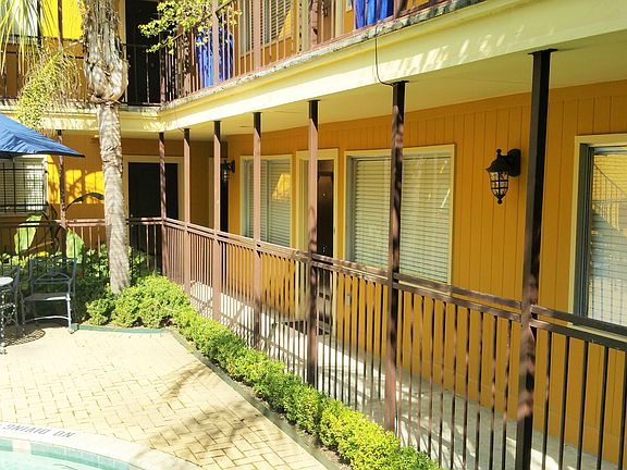 4th image of 1916 Norfolk St APT 7
