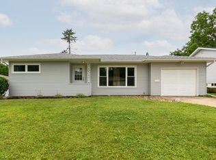 812 Wisner Dr, Waterloo, IA 50702