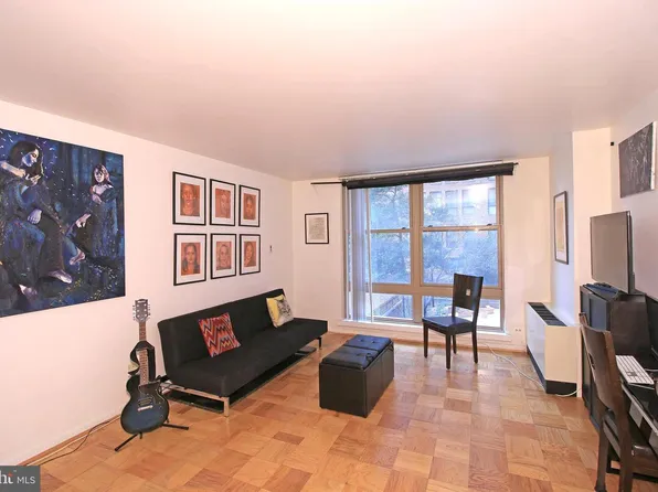 1260 21st St NW APT 207, Washington, DC 20036