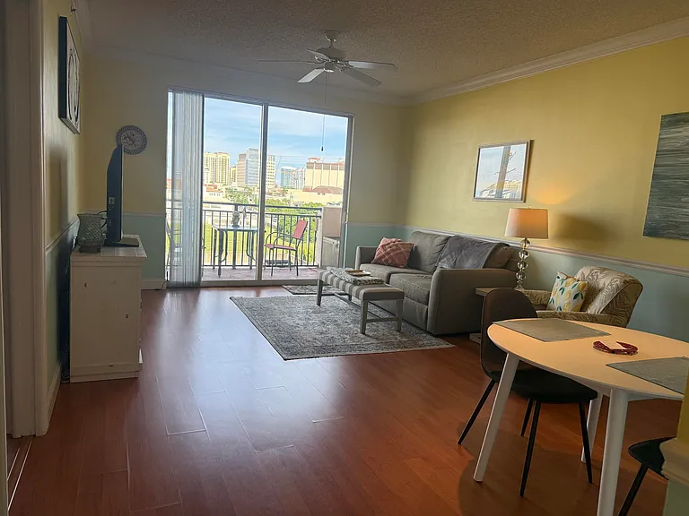 616 Clearwater Park Rd #607 — Photo 8