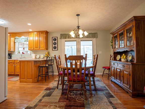 3rd image of 2480 County Road 127