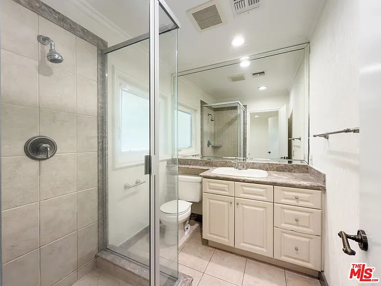 1094 Garden Ln — Photo 33