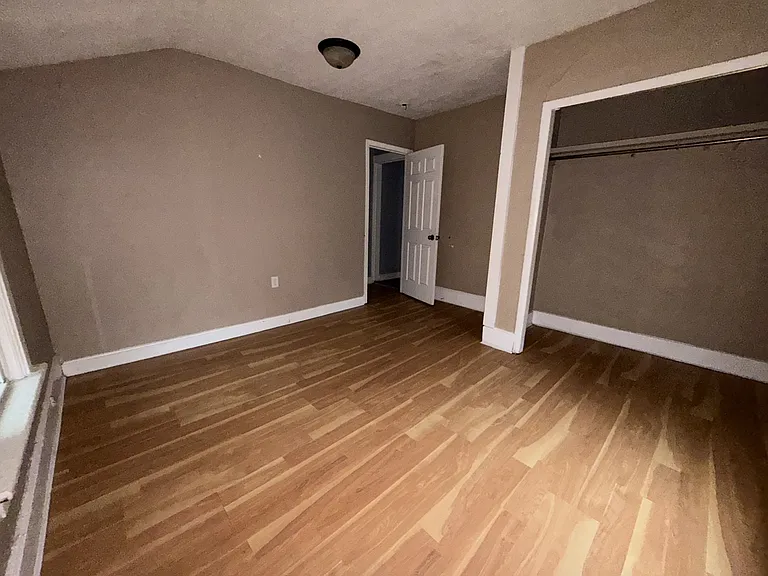 514 W Marion St #B — Photo 5