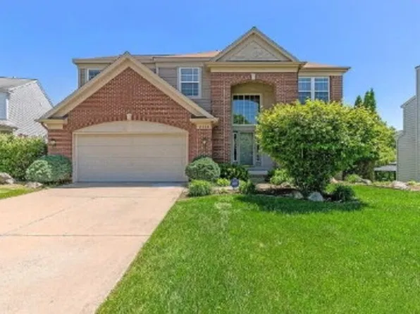 2478 Black Horse Dr NE, Grand Rapids, MI 49505