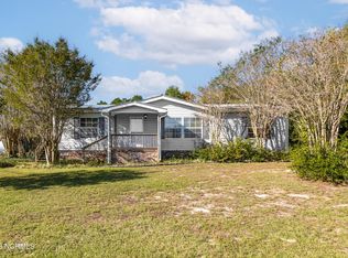 103 Maready Ln, Hubert, NC 28539