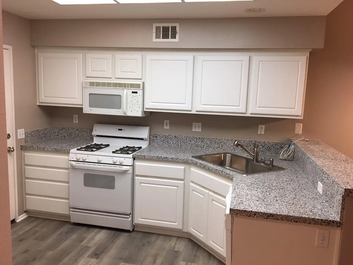 Building Photo - 101 Coronado Cay Ln