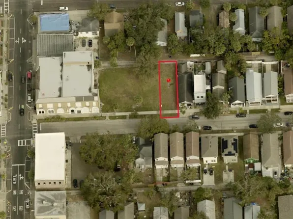 2131 W Spruce St #17, Tampa, FL 33607