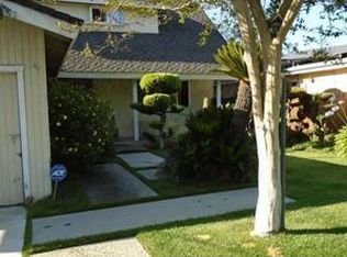 13737 Cumpston St, Van Nuys, CA 91401