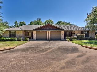 139 Ahrens Ave, Brenham, TX 77833