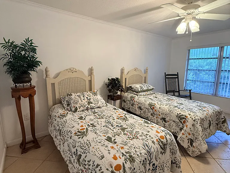 424 Bellini Cir — Photo 13