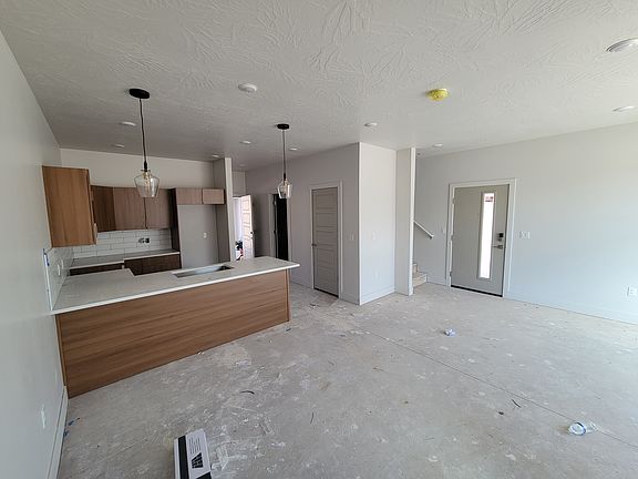 4th image of 845 E Desert Cactus Dr #A4