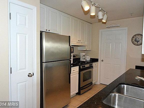 4th image of 501 Hungerford Dr APT 455