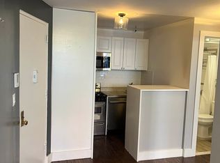 308 W 22nd St #A, New York, NY 10011
