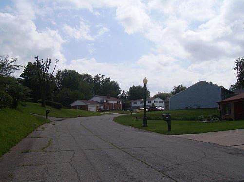 2nd image of 2105 Atwood Dr