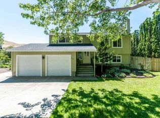 7215 W 13th Ave, Kennewick, WA 99338