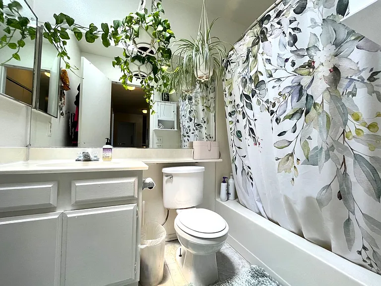 1013 W Linden St #32 — Photo 11